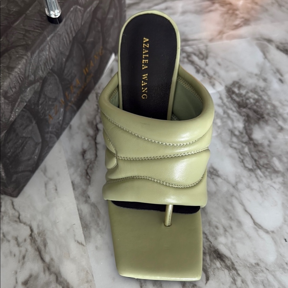 Azalea Wang Posh Khaki Hit the City Sandles Sz 7.5- Viral New Heels retails 109$ - Picture 12 of 17